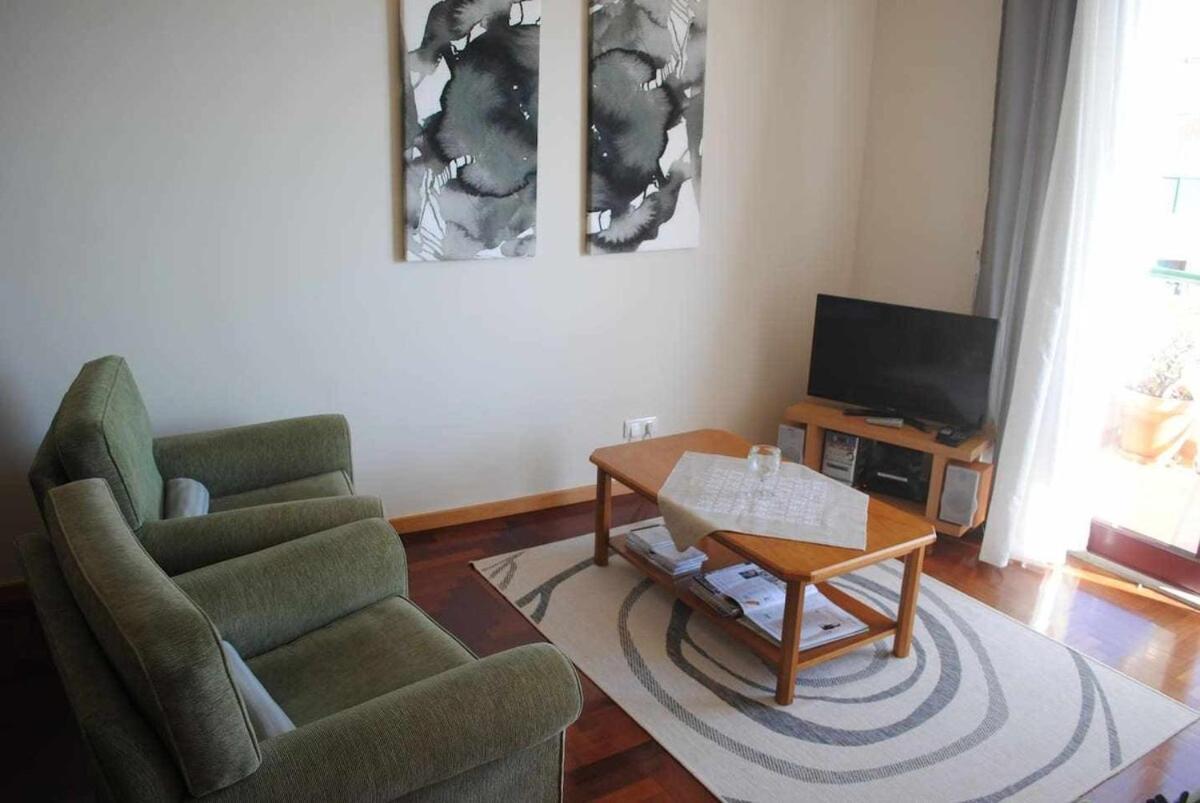 Pia'S Place - Apt With Sea View 卡尼索 外观 照片