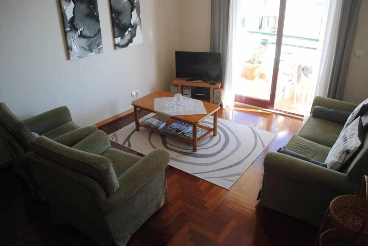 Pia'S Place - Apt With Sea View 卡尼索 外观 照片